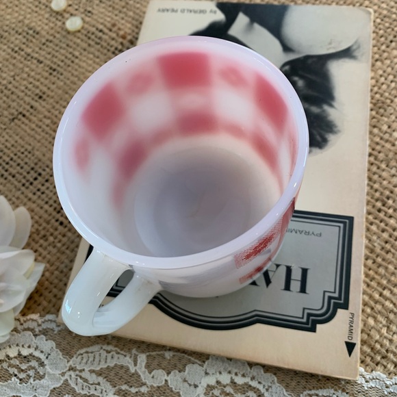 Vintage Milk Glass Mug 💌 - Picture 9 of 12